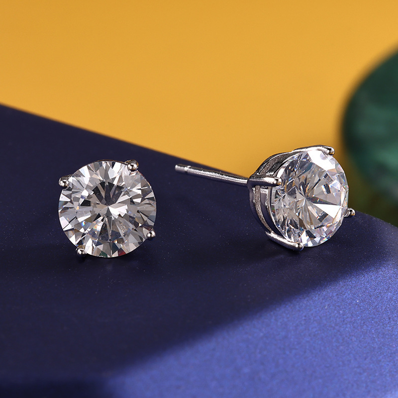 Women's 0.5/1/2/3 Carat 925 Silver Versatile Synthetic Zirconia Earrings